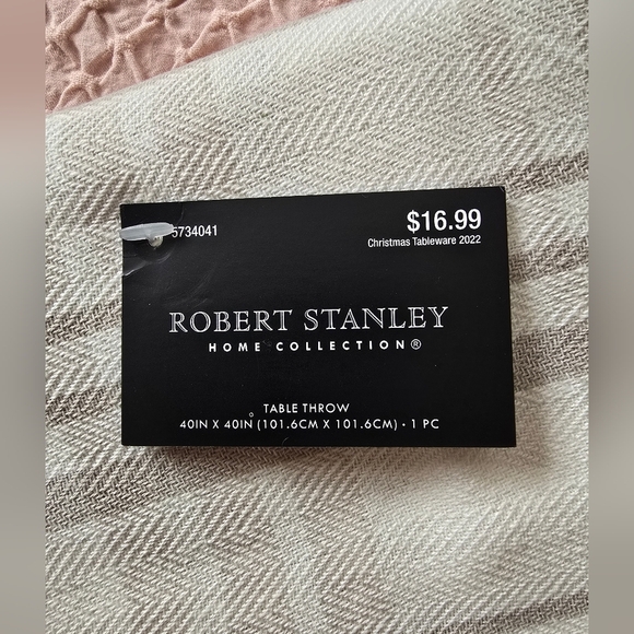 Robert Stanley Cotton Table Throw - Picture 3 of 4